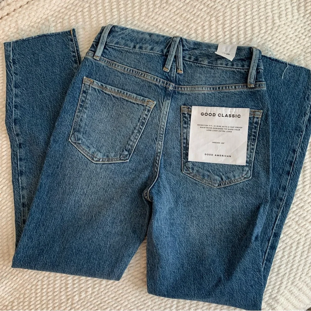 Good American Good Classic Jeans - Picture 3 of 4